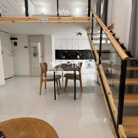 Apartment Modern Loft In The Heart Of Thessaloniki