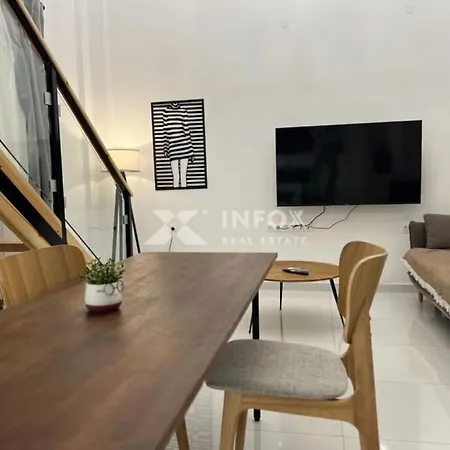 Modern Loft In The Heart Of *