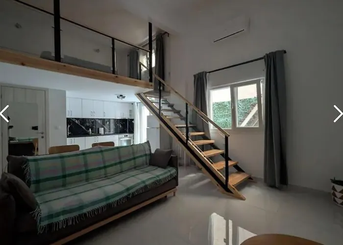 Modern Loft In The Heart Of * Salonicco