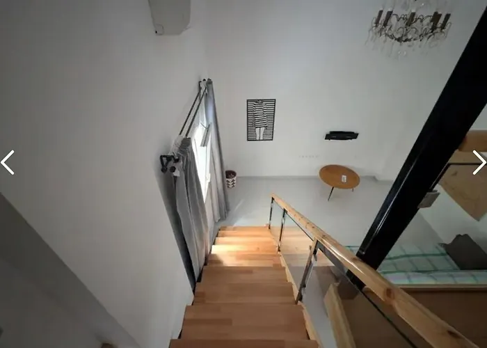 Modern Loft In The Heart Of Lägenhet