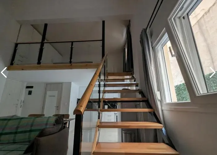 Modern Loft In The Heart Of * Thessaloníki